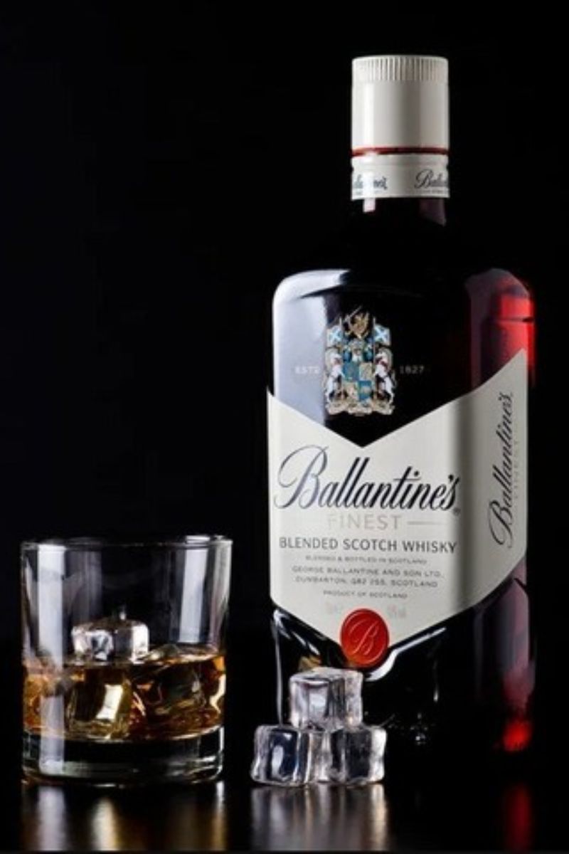 Whisky Escocês Ballantines Finest 8 Anos 1L
