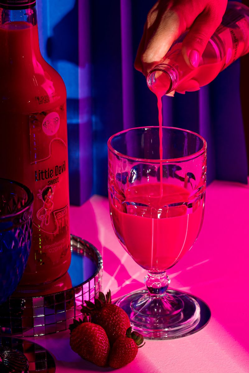 Coquetel Alcoólico Pinga Rosa Little Devil Sweet 750 ml