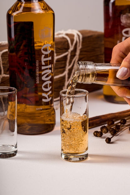 Cachaça Kanita Aguardente Sabor Canela 690ml