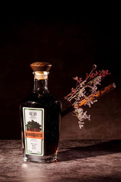 Coquetel Alcoólico Aperitivo Wunder Krawter Refinado 750ml